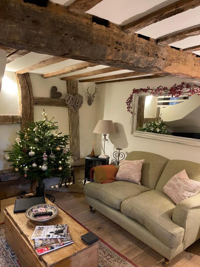 Popfosters Barn Villa Weston Subedge ภายนอก รูปภาพ