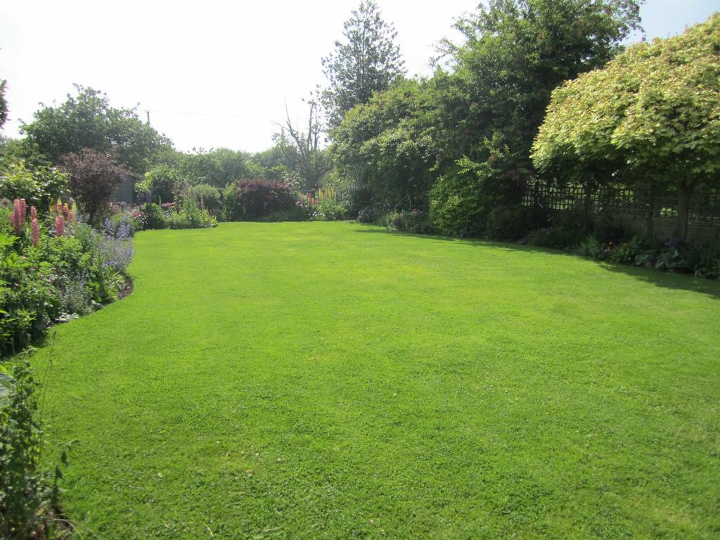 Popfosters Barn Villa Weston Subedge ภายนอก รูปภาพ
